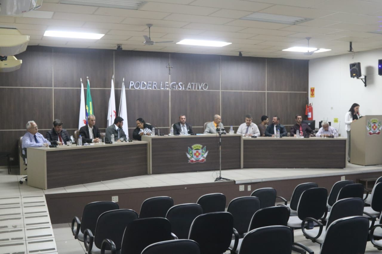 Câmara aprova projeto e indicações em reunião ordinária