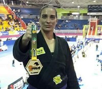 Moção de aplauso à atleta campanhense Jaqueline Bráulio Batista, pela conquista do Campeonato Mundial de Jiu-Jitsu