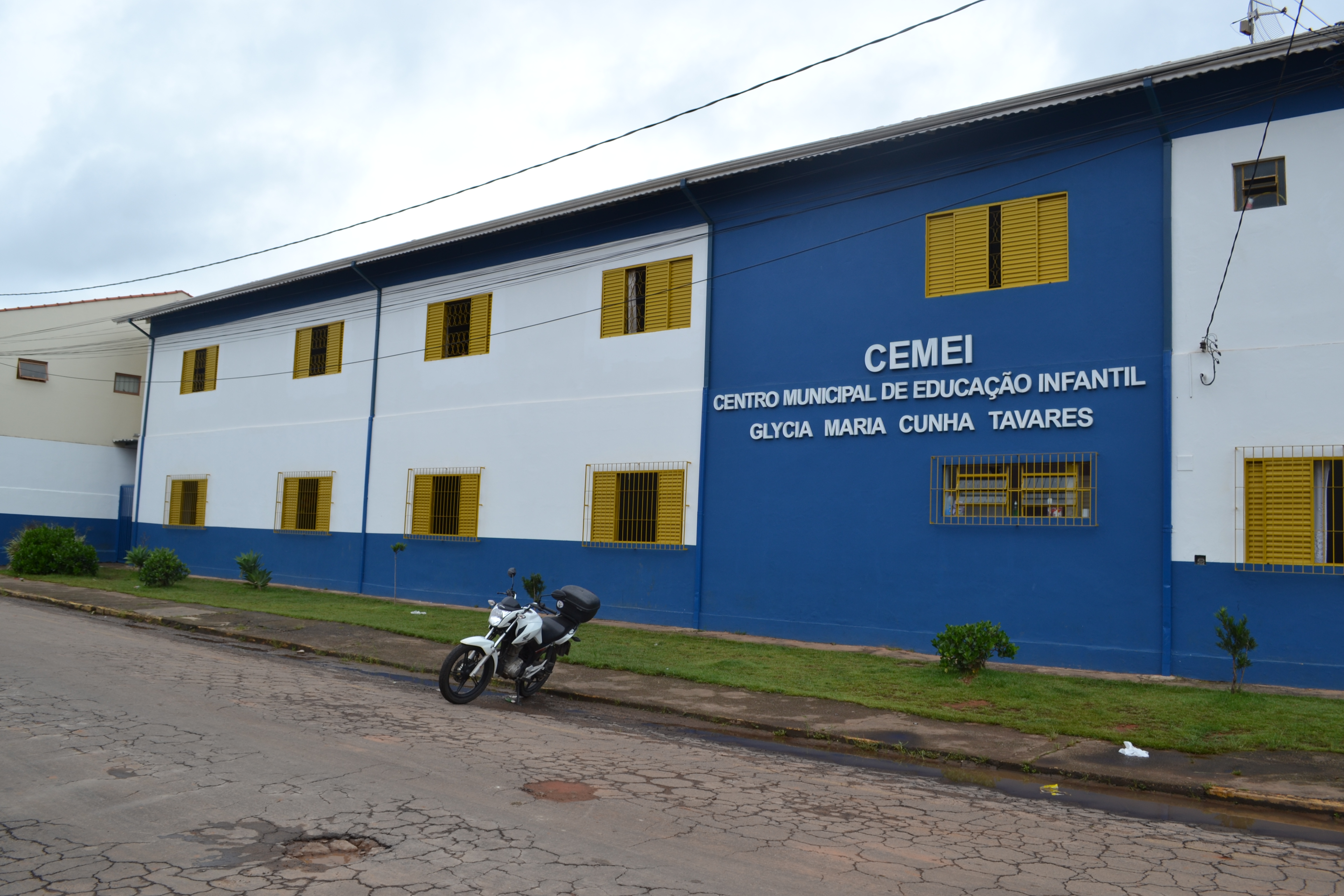 Requerimento - Encaminhar à Câmara cópia do laudo de vistoria do Corpo de Bombeiros, com relação a instalação e toda  estrutura do Pré-Escolar Tia Glycia